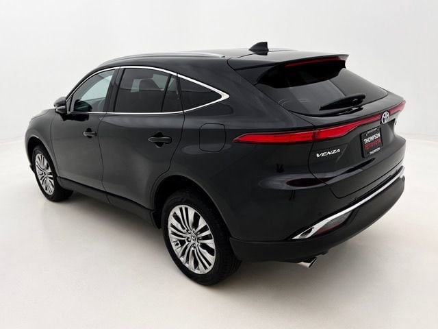 2024 Toyota Venza XLE - Photo 9