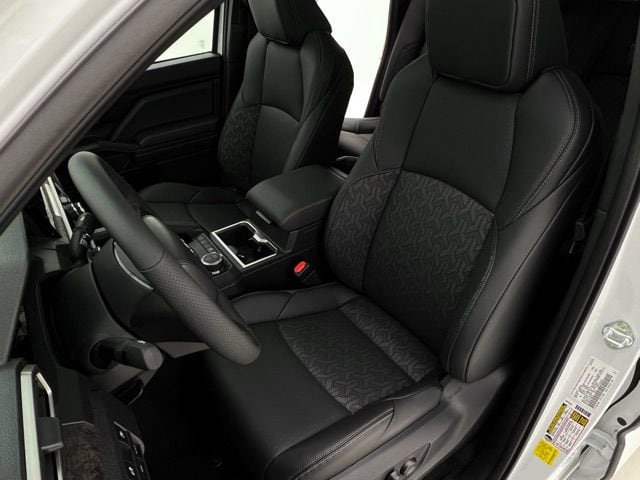 2026 Toyota Tacoma Limited - Photo 8