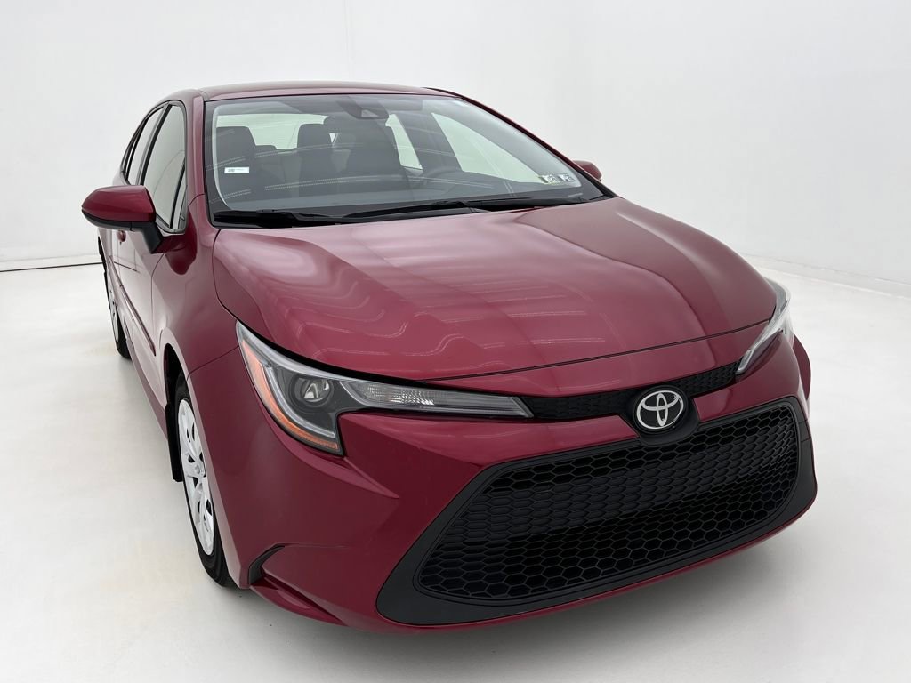 2022 Toyota Corolla LE photo 3