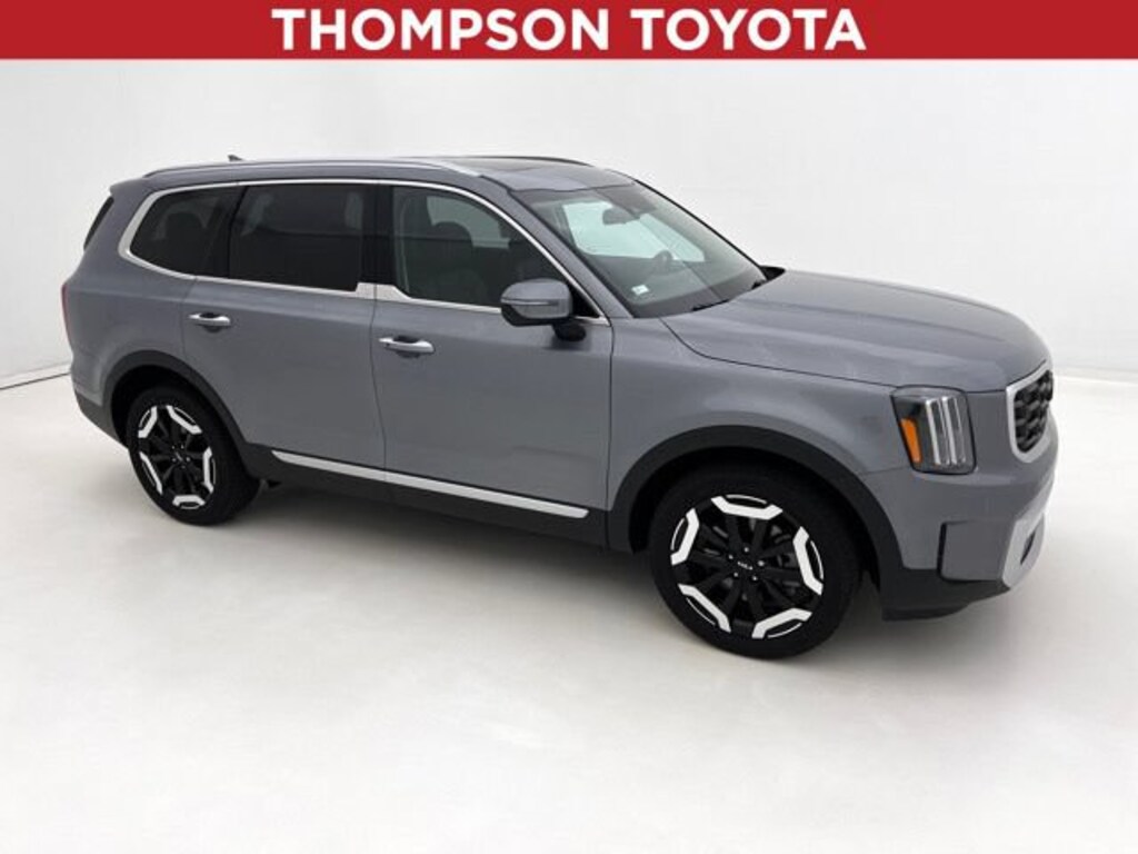 Used 2025 Kia Telluride S SUV