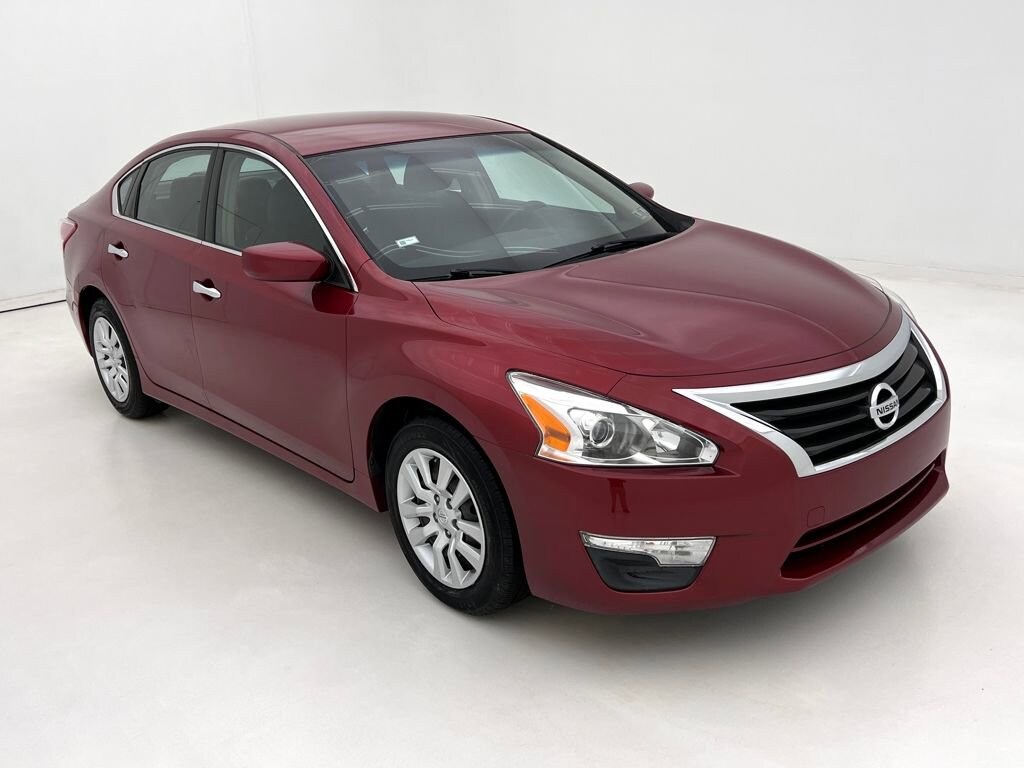 Used 2013 Nissan Altima 2.5 S Sedan