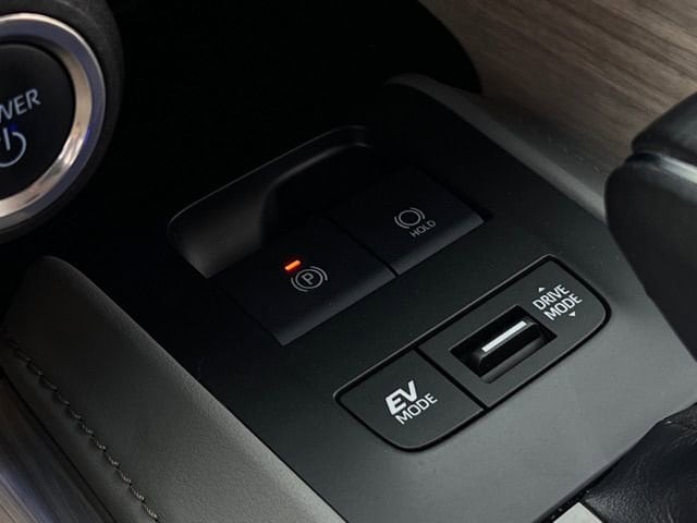 2024 Toyota Venza XLE - Photo 20