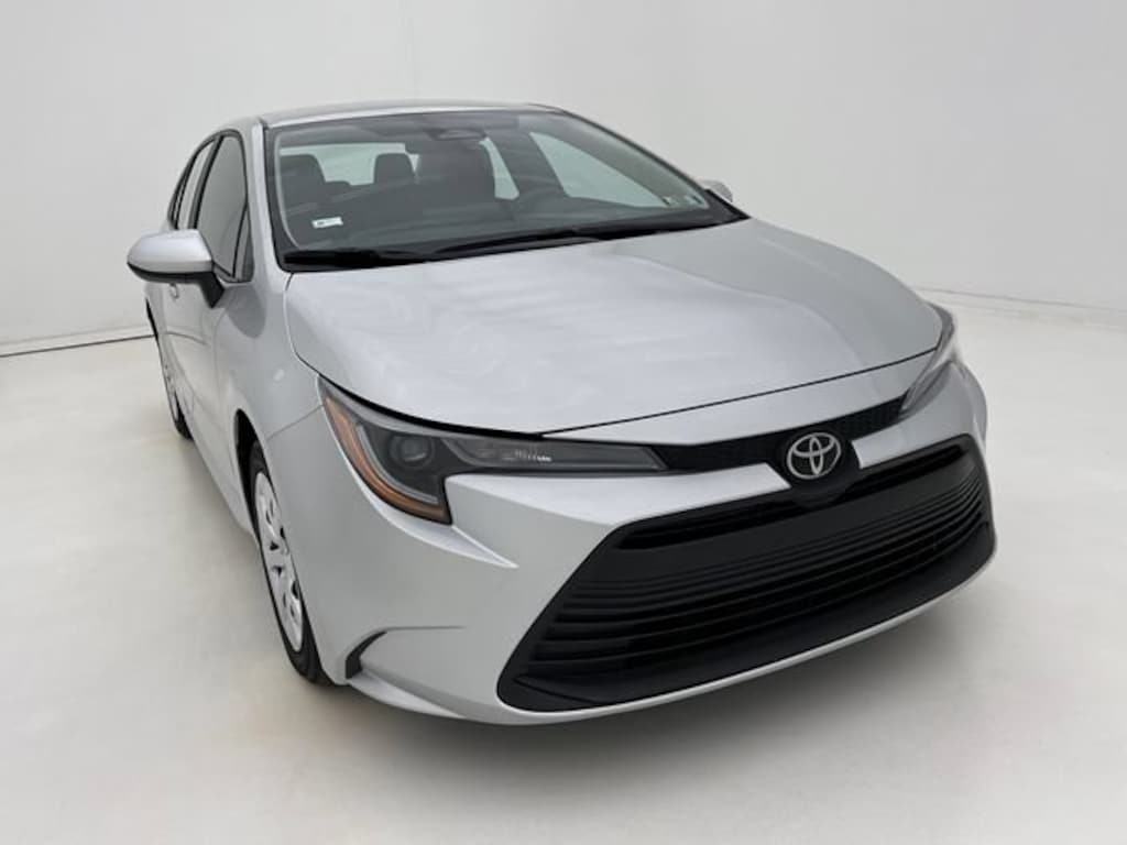 Certified 2025 Toyota Corolla LE Sedan