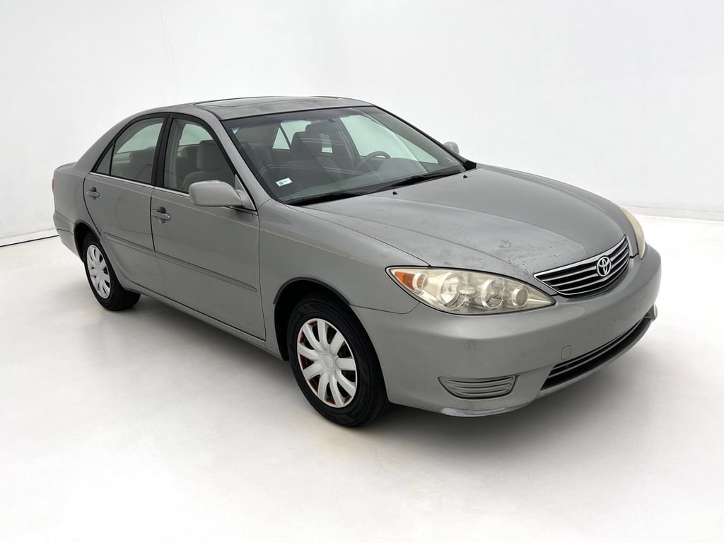 Used 2006 Toyota Camry LE Sedan
