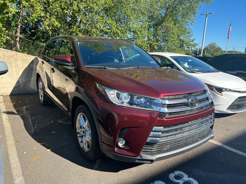 2019 Toyota Highlander Limited photo 2