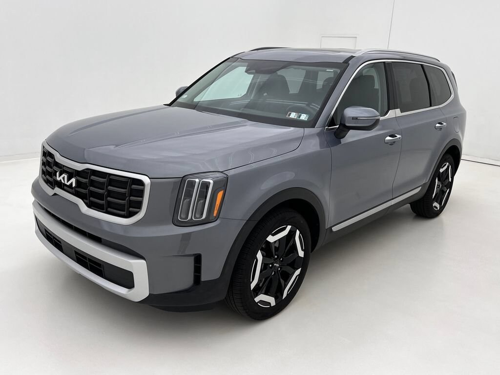 Used 2025 Kia Telluride S SUV