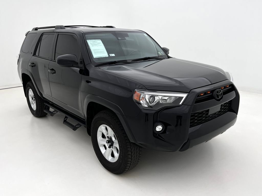 2024 Toyota 4Runner SR5 photo 2
