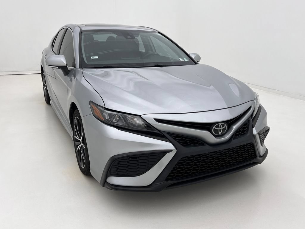 Used 2024 Toyota Camry SE Sedan