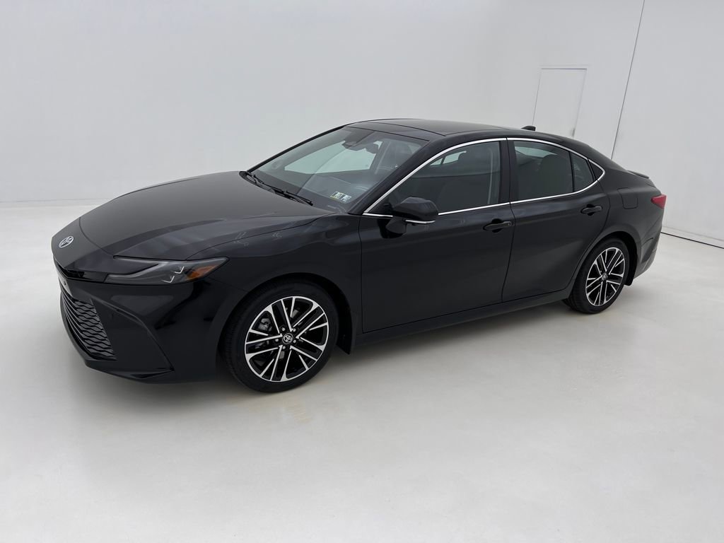 2026 Toyota Camry XLE photo 2