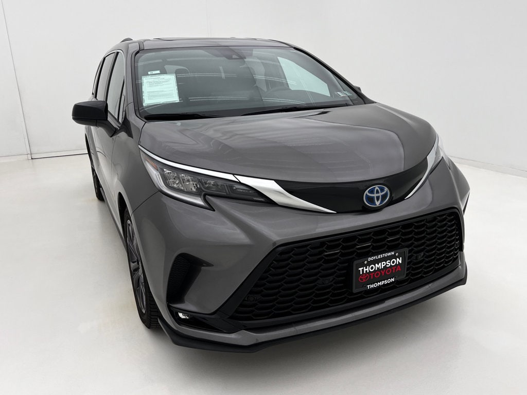 Used 2022 Toyota Sienna XSE Van Passenger Van