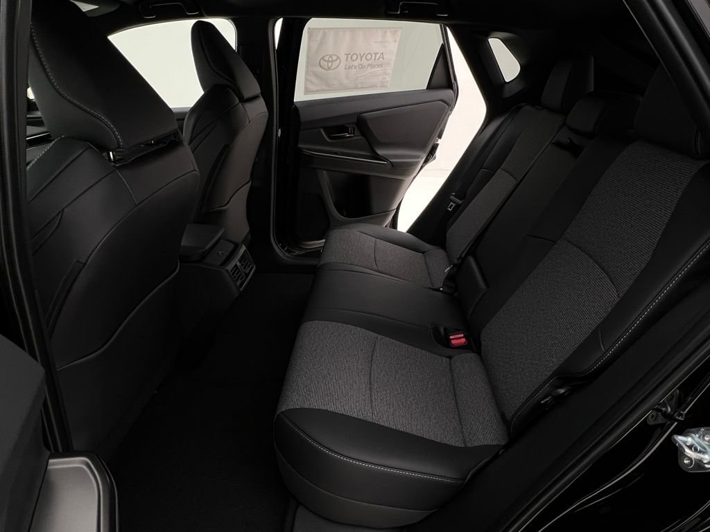 2026 Toyota bZ XLE - Photo 10