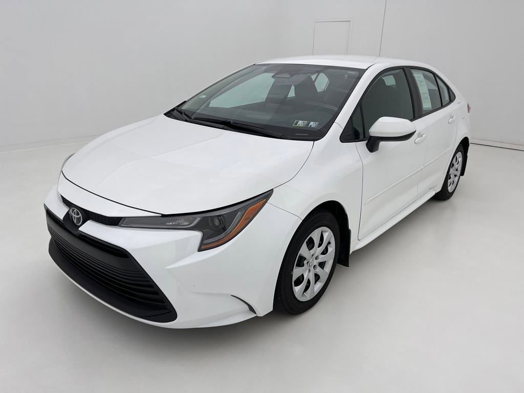 2024 Toyota Corolla LE photo 4