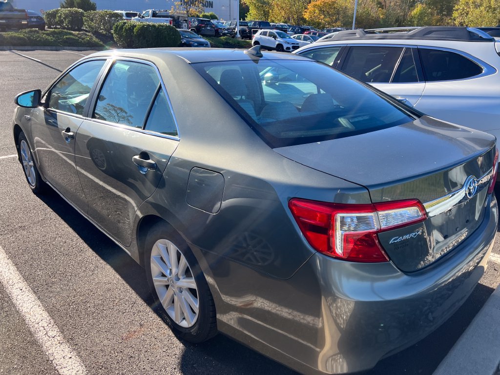 Used 2012 Toyota Camry Hybrid XLE Sedan