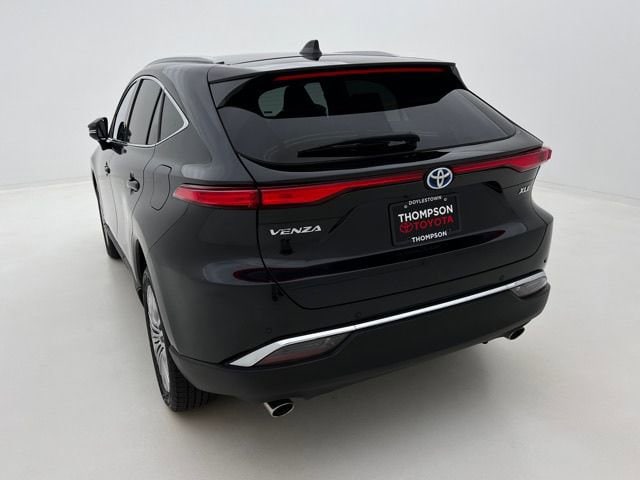 2024 Toyota Venza XLE - Photo 8
