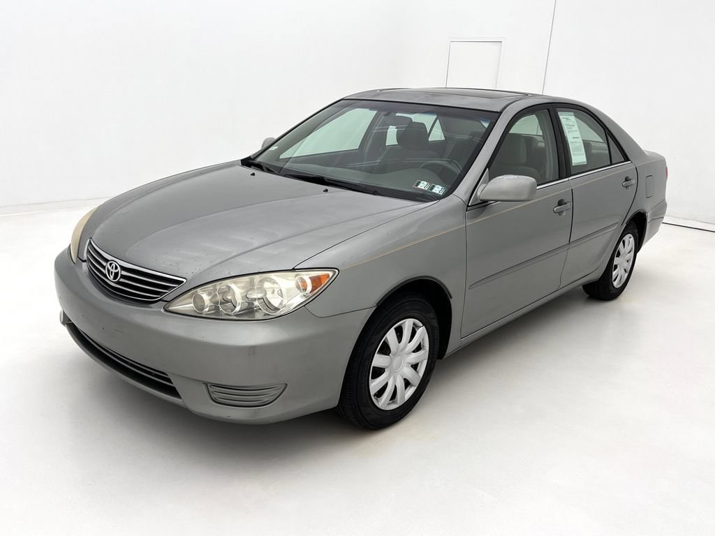 Used 2006 Toyota Camry LE Sedan