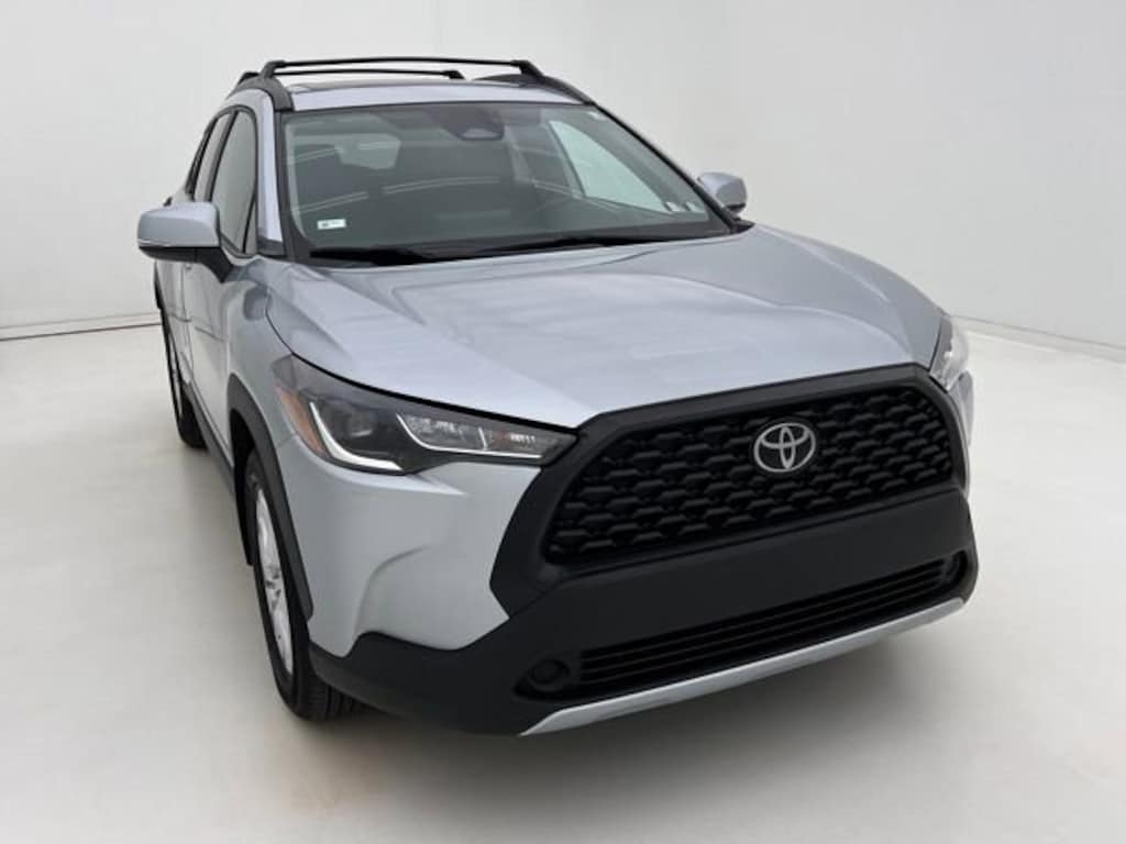 Used 2023 Toyota Corolla Cross LE SUV