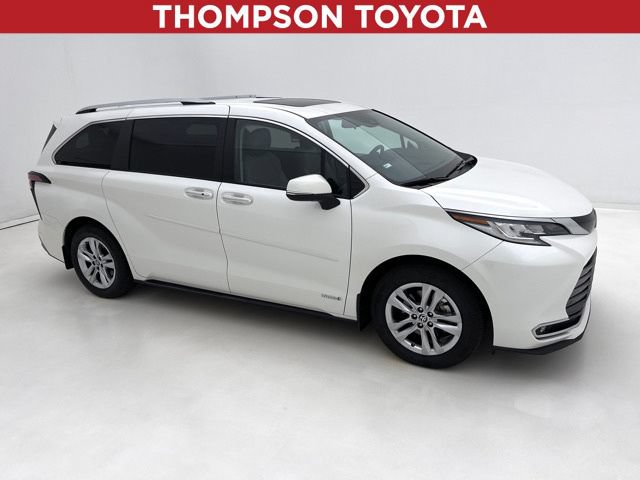 2021 Toyota Sienna Van 