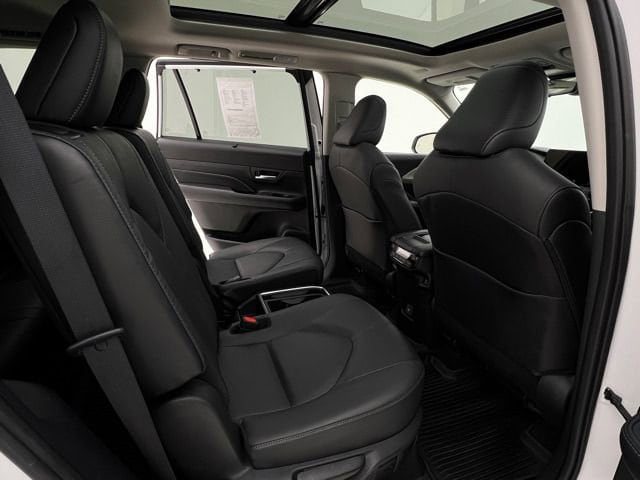 2024 Toyota Grand Highlander Limited - Photo 14