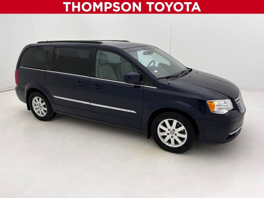 2015 Chrysler Town & Country Touring