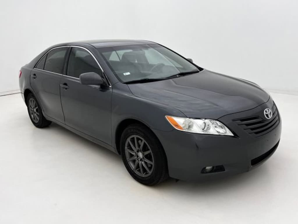 Used 2007 Toyota Camry LE Sedan