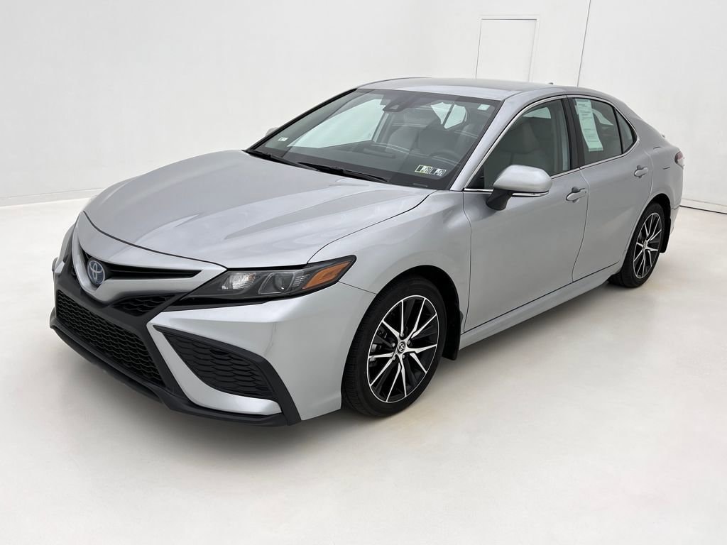 Certified 2023 Toyota Camry Hybrid SE Sedan