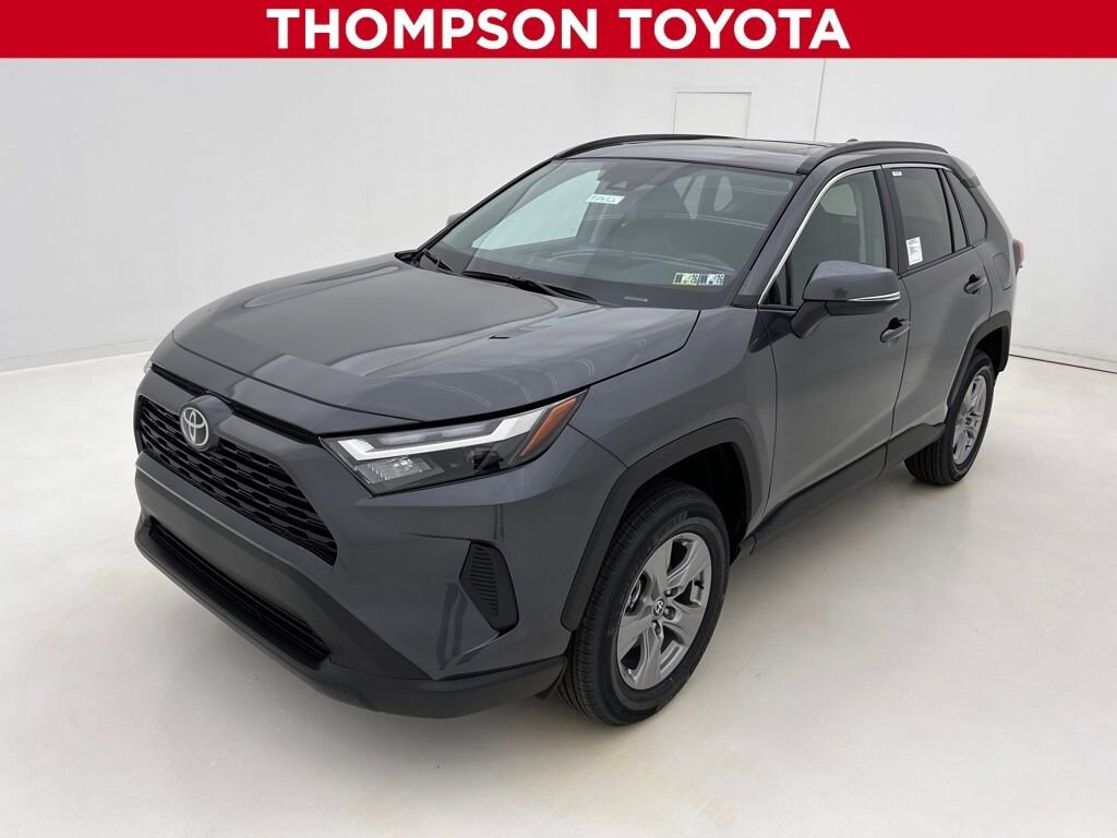 New 2025 Toyota RAV4 XLE XLE AWD SUV