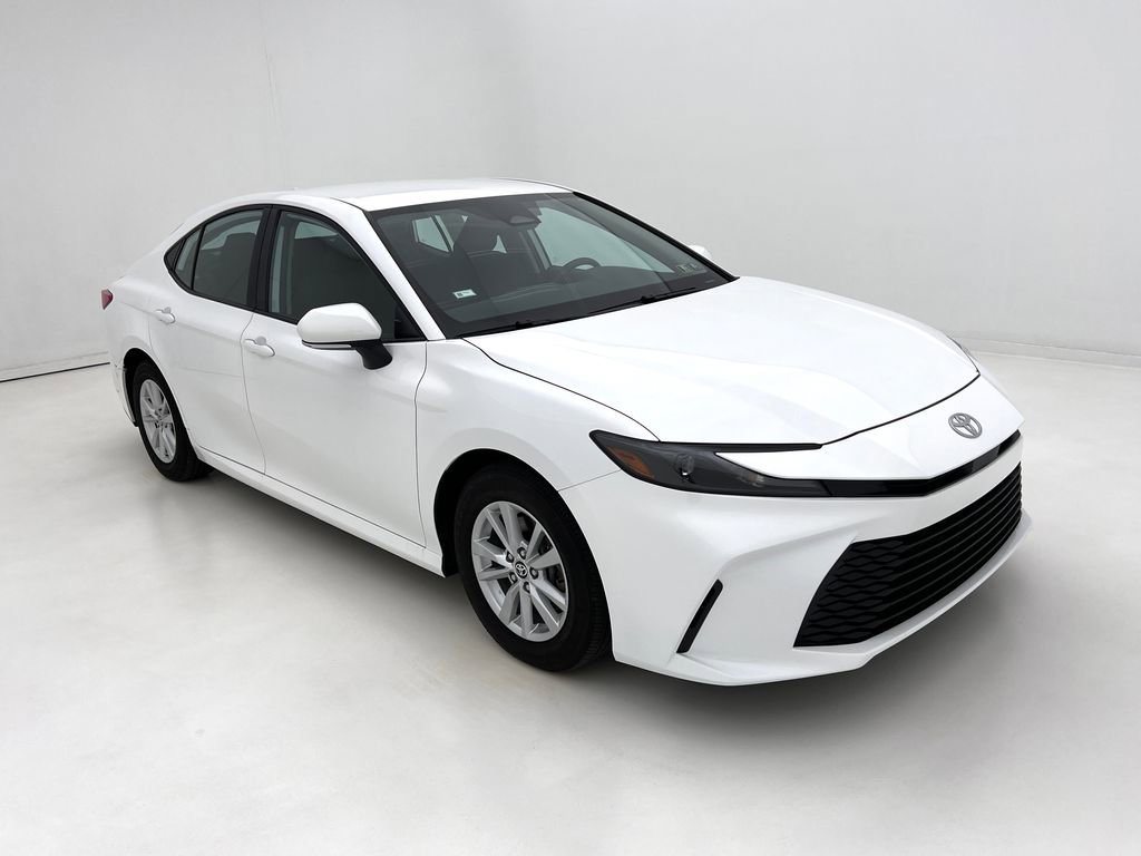 2025 Toyota Camry LE photo 2