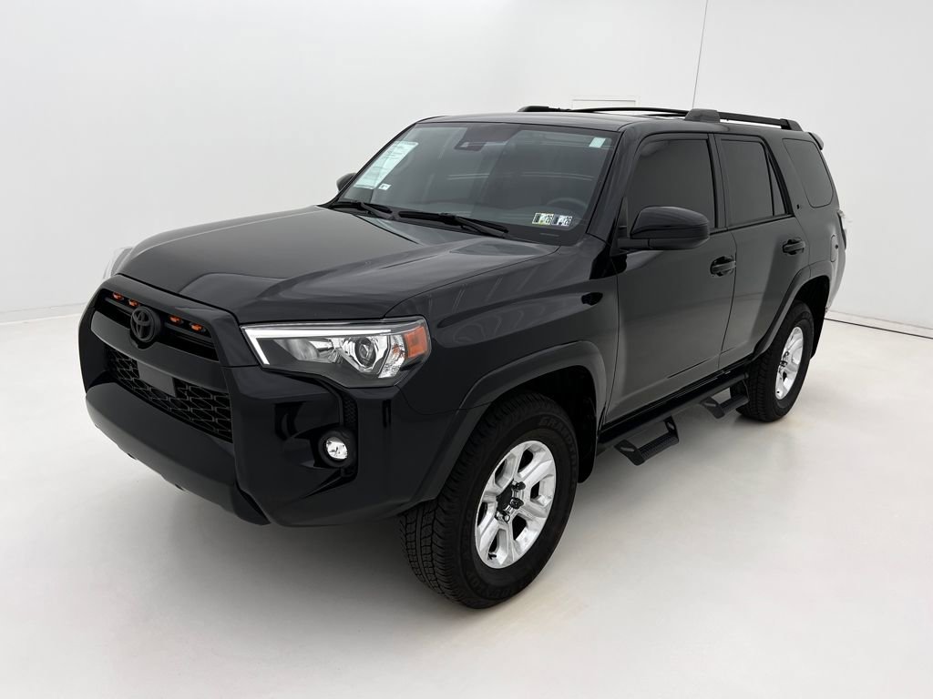 2024 Toyota 4Runner SR5 photo 4