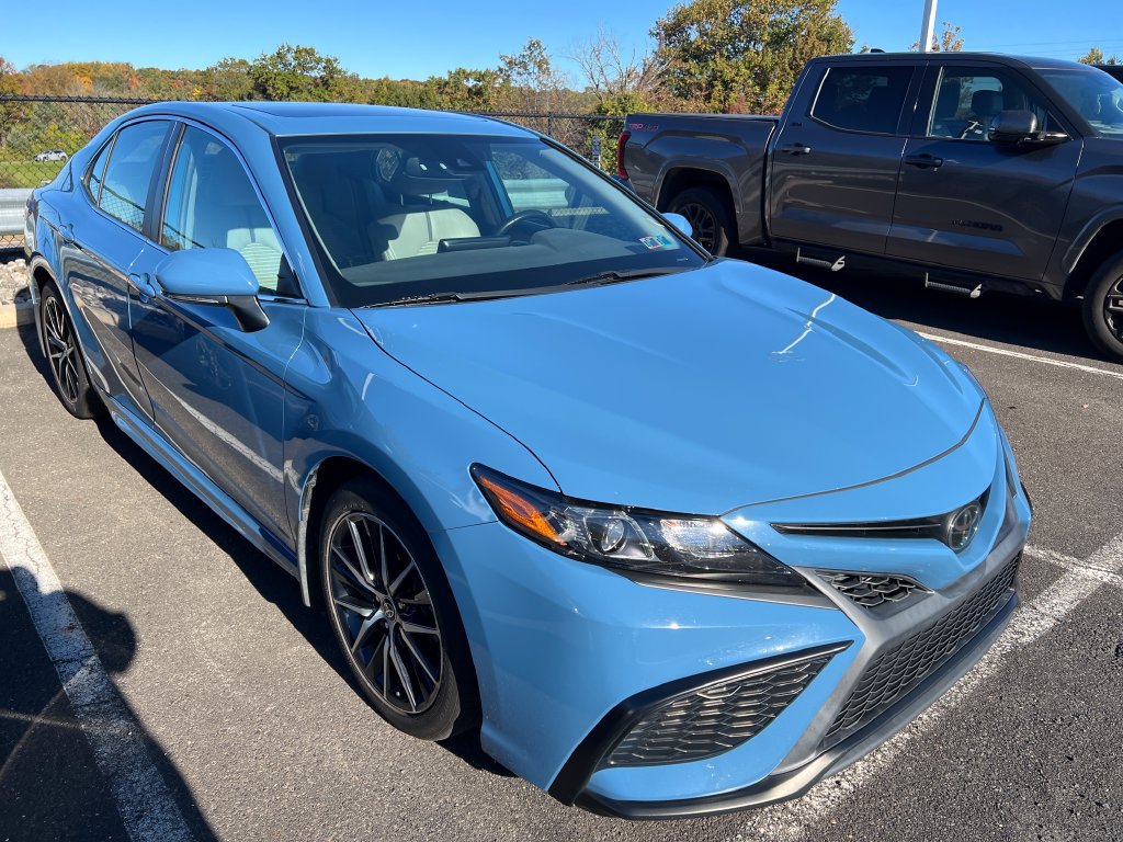 Used 2023 Toyota Camry SE Sedan