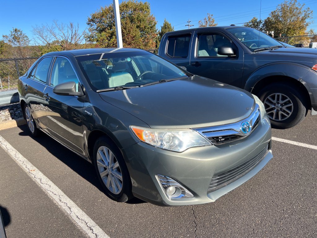 Used 2012 Toyota Camry Hybrid XLE Sedan