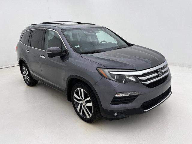 Used 2016 Honda Pilot Touring with VIN 5FNYF6H91GB025525 for sale in Doylestown, PA