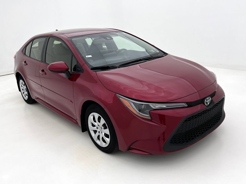2022 Toyota Corolla LE photo 2