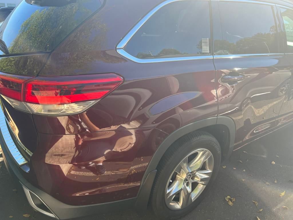 2019 Toyota Highlander Limited photo 3