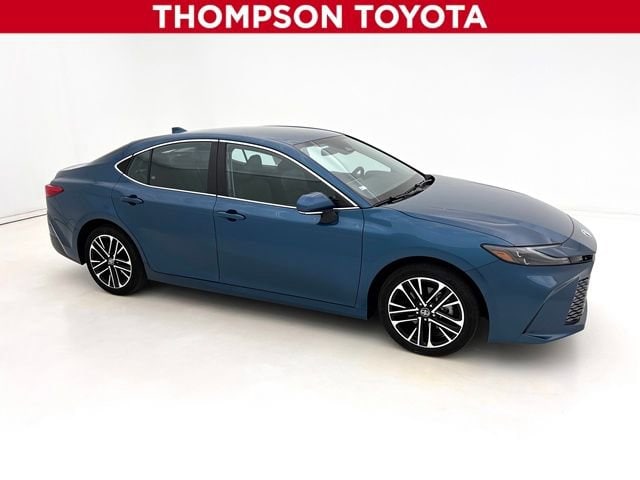 2025 Toyota Camry Sedan 