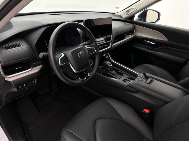 2024 Toyota Grand Highlander Limited - Photo 12