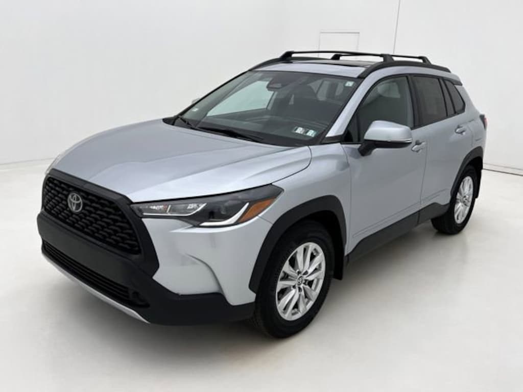 Used 2023 Toyota Corolla Cross LE SUV