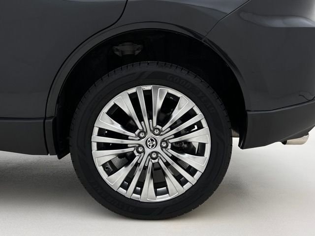 2024 Toyota Venza XLE - Photo 27
