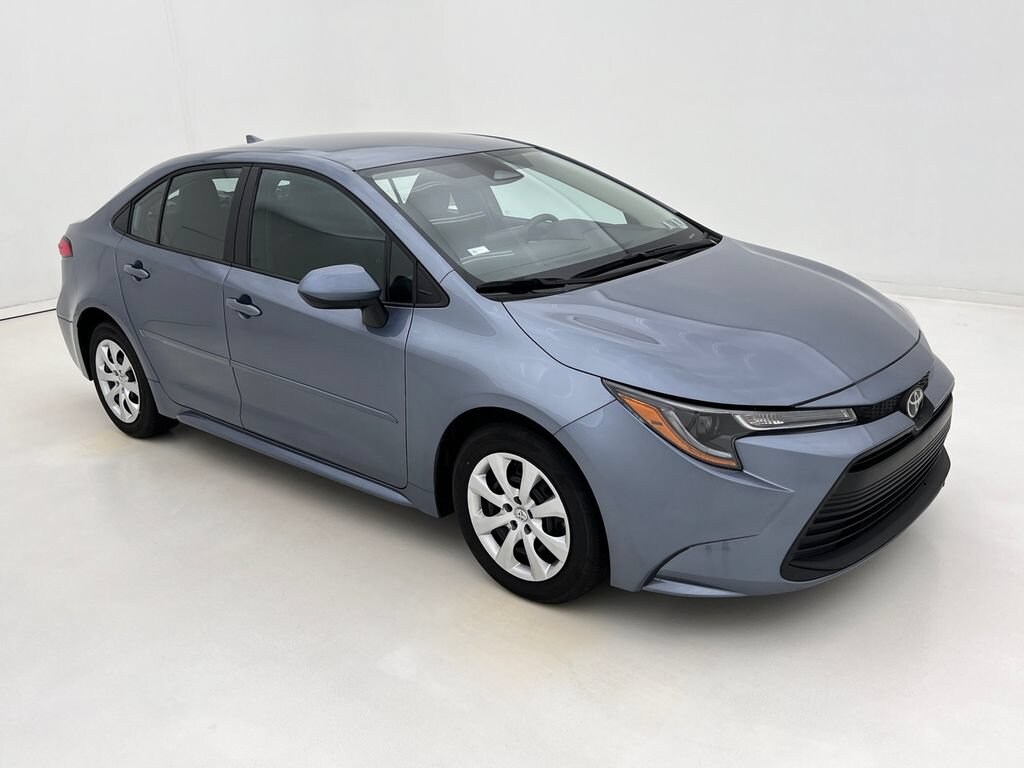 Used 2025 Toyota Corolla LE Sedan