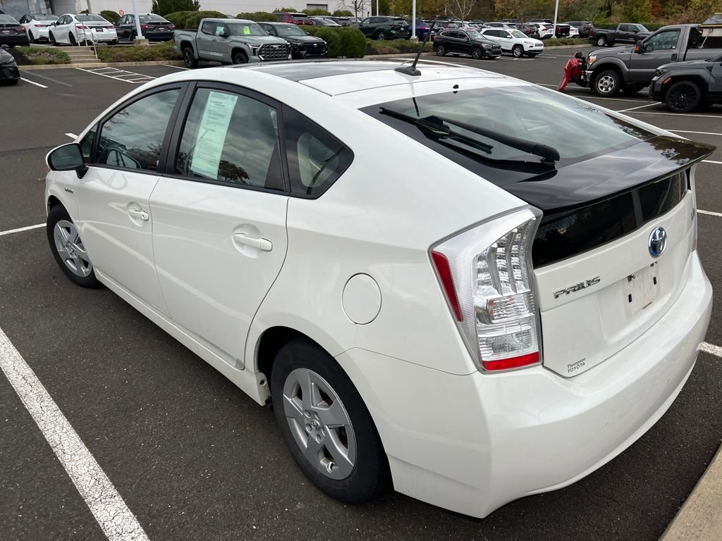 2010 Toyota Prius Four photo 4