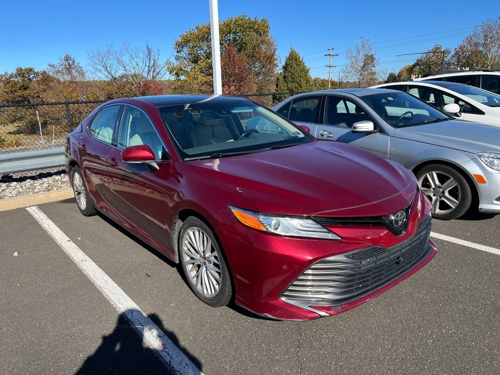 Used 2018 Toyota Camry XLE Sedan