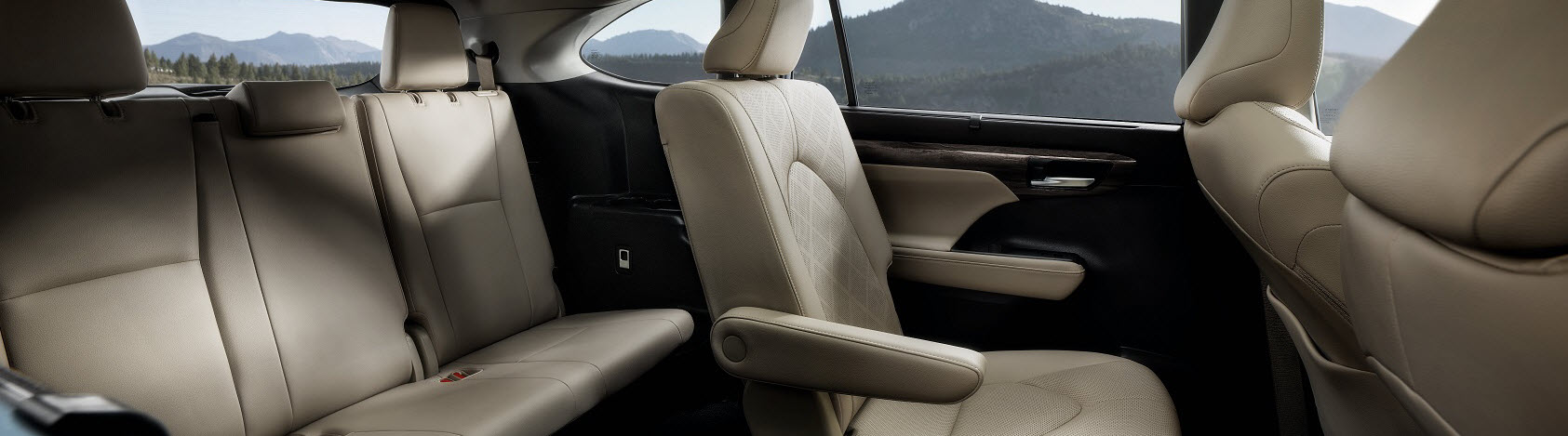 2020 Toyota Highlander Interior Space