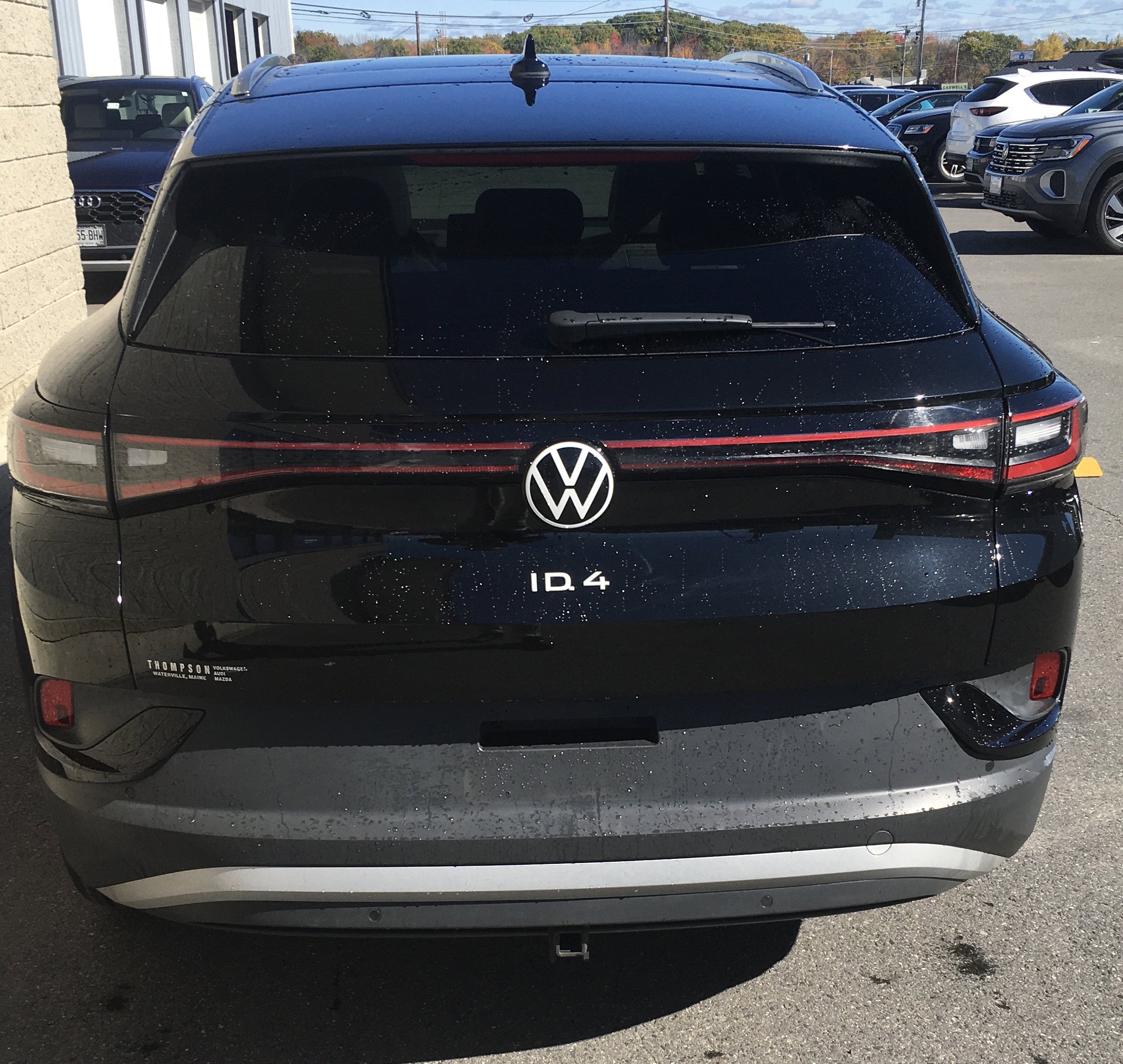 2022 Volkswagen ID.4 Pro S photo 2