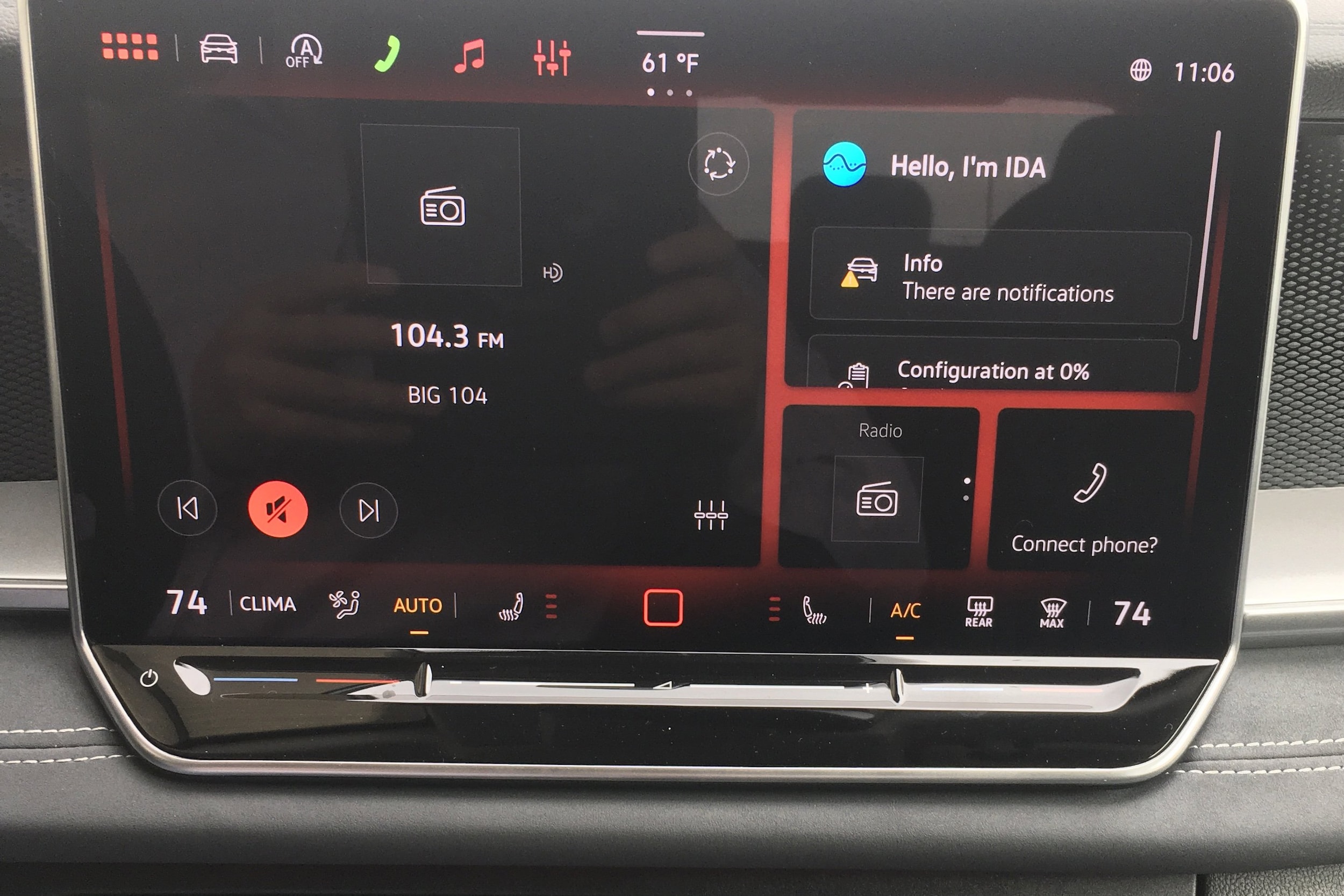 2026 Volkswagen Tiguan SE - Photo 13