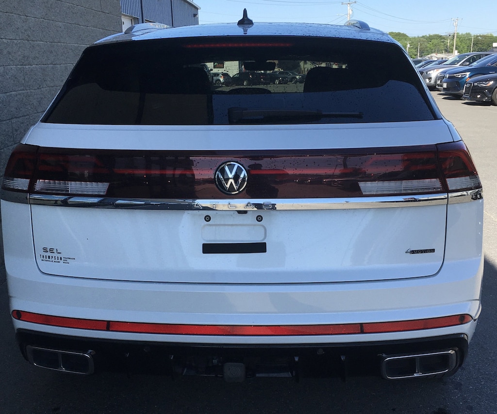 Used 2024 Volkswagen Atlas Cross Sport 2.0T SEL R-Line SUV