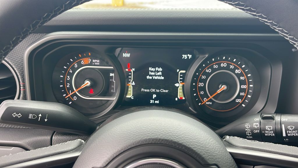 2025 Jeep Wrangler 4-Door Rubicon - Photo 18