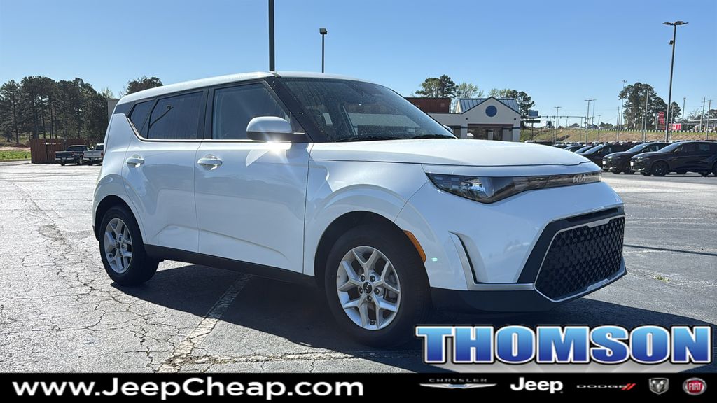 2025 Kia Soul LX