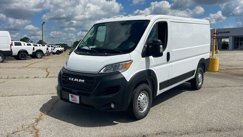 New 2025 Ram Promaster 1500 Low Roof Cargo Van