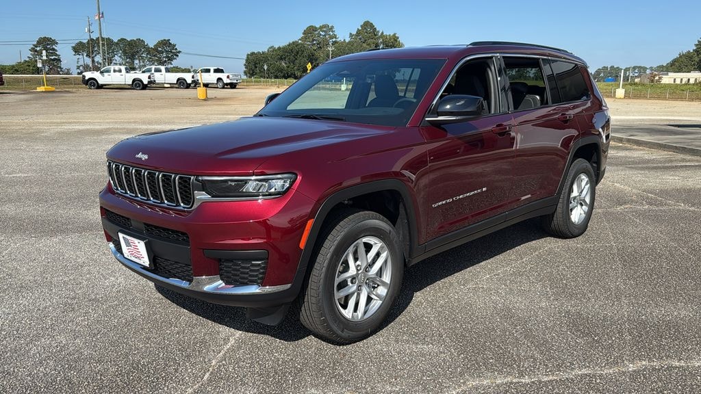 New 2025 Jeep Grand Cherokee L Laredo Sport Utility