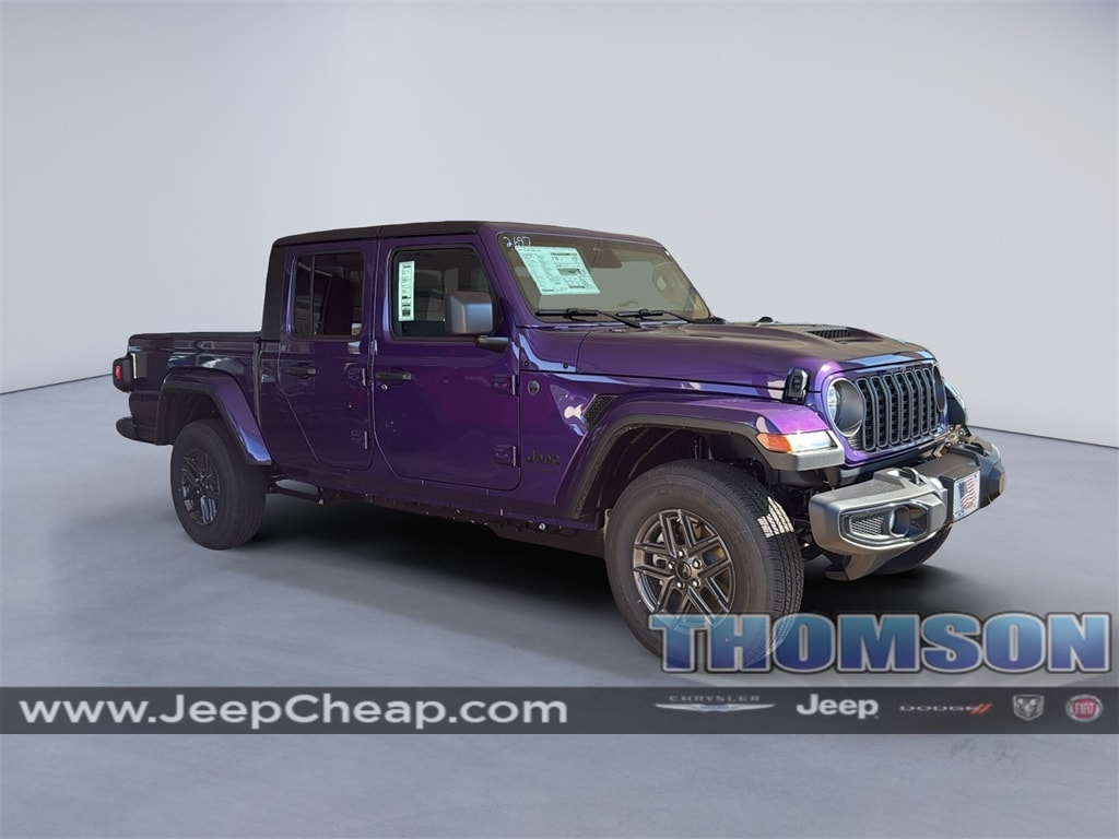 2026 Jeep Gladiator Pickup 