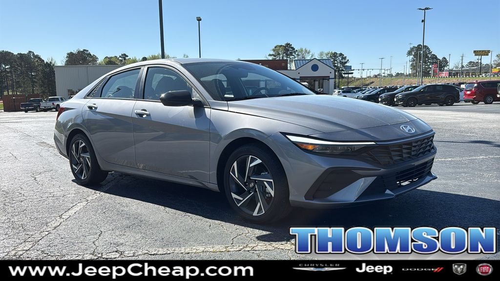 2025 Hyundai Elantra 2.0 SEL Sport IVT's photo
